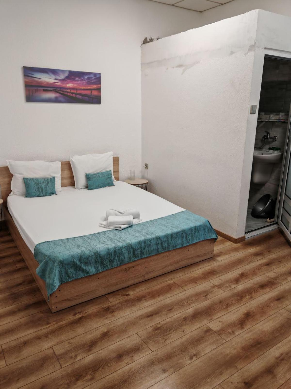 Къща За Гости Пиргос Burgas Esterno foto
